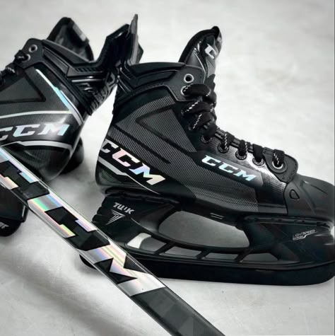 Girl Hockey Player, Hockey Exercises, Ice Hockey Boys, Ice Skating Aesthetic, Goalie Gear, Hockey Aesthetic, Ice Hockey Sticks, Hockey Shoes, Hockey Decor