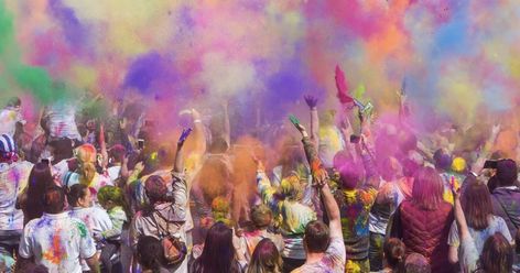 Holi Pictures, Holi Party, Holi Images, Holi Colors, Boy Gender Reveal, Rick Y Morty, Wedding Sparklers, Cultural Festival, Hindu Festivals