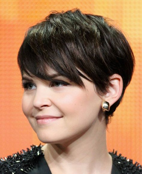 18 Stunning Looks With Pixie Cut For Round Face Pixie Cut Round Face, Hairstyles For Fat Faces, Ginnifer Goodwin, Short Shag Hairstyles, Cute Short Haircuts, Shag Hairstyles, Penteado Cabelo Curto, Short Pixie Haircuts, Short Hairstyle