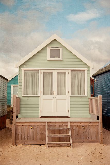 Pastel beach huts | Flickr - Photo Sharing! House On The Beach, Mini Loft, Pastel Beach, Beach Huts, Beach Cottage Style, Cabins And Cottages, Beach Living, Beach Hut, Tiny House Living