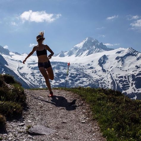 Chat Makeup, Mountain Running, Cardio Fitness, Ultra Running, Runner Girl, Running Inspiration, Chit Chat, Running Workout, Running Tips