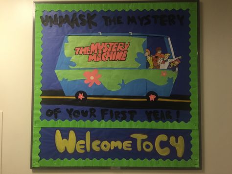 Scooby Doo themed Welcome bulletin board. Scooby Doo Decorations, Welcome Bulletin Board, Res Life Bulletin Boards, Door Decorations College, Dorm Door Decorations, Ra Themes, Elementary Classroom Themes, Scooby Doo Dog, Ra Boards