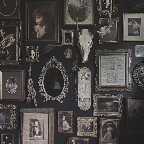 Gothic Artwork Vintage, Gothic Wall Gallery, Gothic Photo Wall, Gothic Picture Wall, Gothic Home Decor Modern, Vintage Gothic Home Decor, Modern Gothic Home Decor, Contemporary Gothic, Gothic Gallery Wall