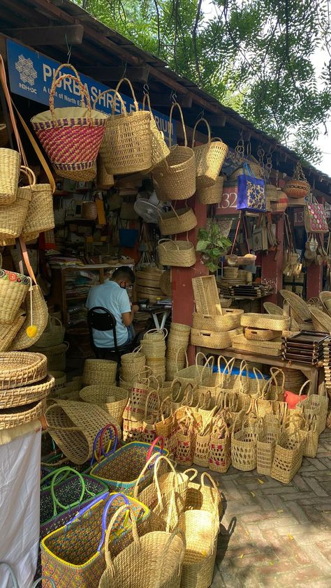 Bamboo Baskets, Ancient Indian Architecture, Cool Coasters, Indian Bridal Jewelry Sets, Casual Indian Fashion, Bamboo Basket, Box Houses, Africa Art, Indian Architecture