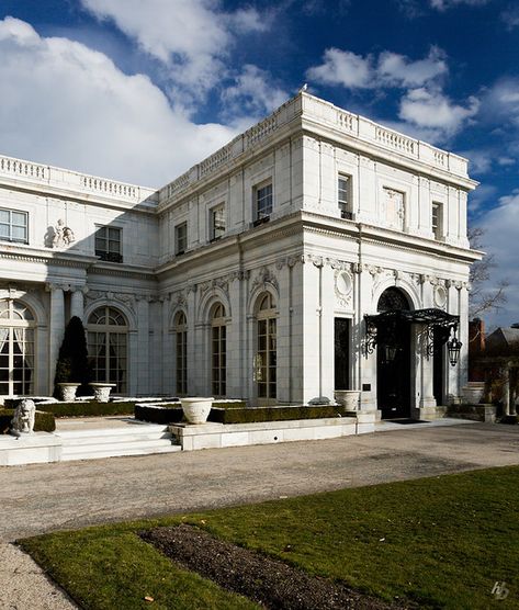 Rosecliff | Rosecliff, designed by Stanford White of McKim, … | Flickr Stanford White, Urban Environment, Concert Hall, Mead, White Houses, Traditional House, Rhode Island, Versailles, Landscape Architecture