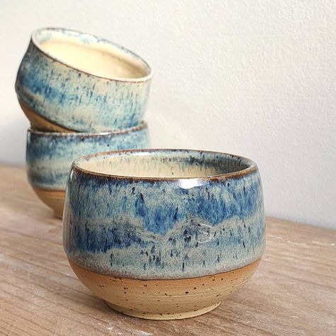 Handmade pottery by Michelle van Andel | Glazed with Amaco Potter's Choice Blue Midnight over Mayco Birch. Clay body is G&S 933. The Birch created some beautiful movement, and the… | Instagram Amaco Blue Midnight, Mayco Birch, Amaco Potters Choice, Mayco Glaze, River Birch, Glaze Combos, Amaco Glazes, Rustic Pottery, Ceramic Glaze