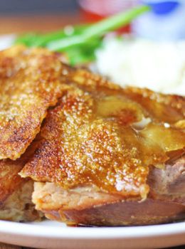 Pork Shoulder Slow Cooker, Pork Shoulder Recipes Oven, Slow Cooker Pork Shoulder, Slow Cooker Hacks, Pork Picnic, Dinner Then Dessert, Slow Cooked Meals, Crispy Pork, Slow Cooker Pork