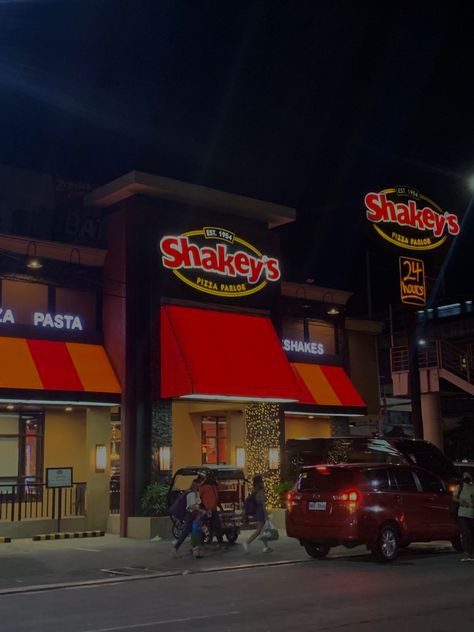 Shakeys Pizza, Pizza Parlor, Pizza, Quick Saves, Pizzas