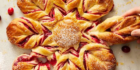 Easy Cranberry Orange Star Bread Recipe - How to Make Star Bread Simple Bread Recipes, Star Bread Recipe, Zoe Bakes, Festive Bread, Simple Bread, Bread Jam, Star Bread, Canned Cranberry Sauce, Orange Jam