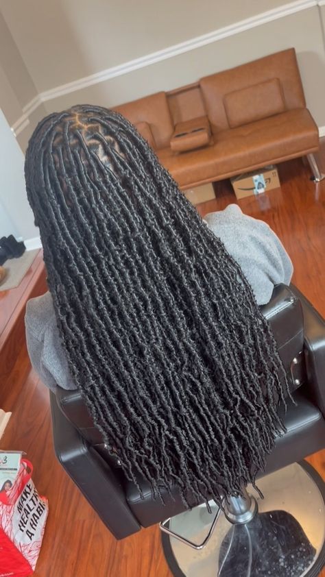 Soft Locs Medium, Soft Locs Medium Length, Medium Soft Locs, Medium Parts, Soft Locs, Boho Nails, Pretty Braided Hairstyles, Braids For Kids, Kids Braided Hairstyles