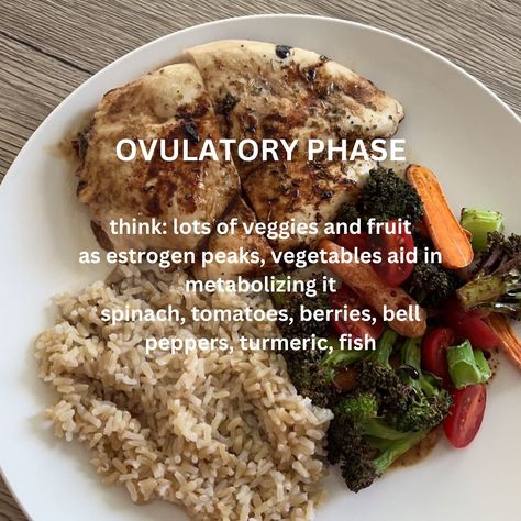 how to eat in each phase 🥗 our hormones change basically every week during our cycle, and with our changing hormones, our nutritional needs change as well! menstrual phase: bleeding phase (last 3-7 days) think paleo/grain free. We do NOT need the extra refined carbs and sugars in this phase. they make PMS worse. eat red meat, seafood, warm nourishing foods like soups and stews follicular phase: right after our bleeding phase (last 7-10 days) think low calorie. intermittent fasting. our c... Follicular Phase Nutrition, Follicular Phase Lunch, Menstrual Phase, Follicular Phase, Refined Carbs, Moon Cycle, Nourishing Foods, Red Meat, Intermittent Fasting