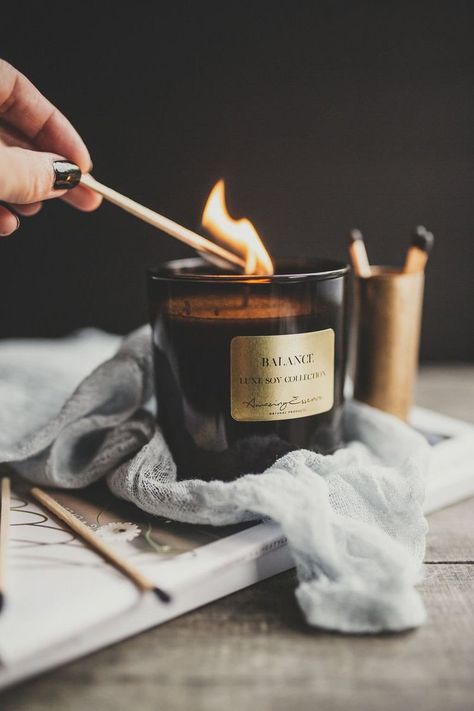 Candle Photography Inspiration, Candle Photography Ideas, Candle Photoshoot, Candle Picture, Soya Mumu, Candle Images, Candle Projects, Black Candle, Candles Photography