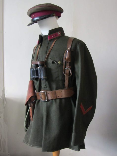 Soviet Russian Infantry Officer's Uniform (1940s) Soviet Officer Uniform, Winter Military Uniform, Soviet Union Outfit, 1940s Russian Fashion, Old Pilot Uniform, Historical Military Uniforms, East German Uniform, Soviet Union Uniform, Army Uniform Aesthetic