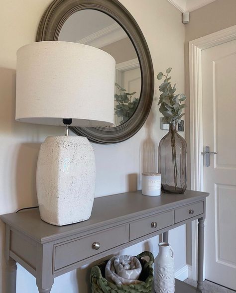 Grey Hall Table, Hamptons Entrance, Passage Decor, Country Hallway, Entrance Hall Tables, Ikea Hemnes Shoe Cabinet, Gray Console Table, Console Table Styling, Art Glass Lamp