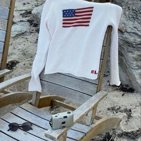 America’s holiday🇺🇸 Happy 4th of July! Proud to be an American brand and ready celebrate the best holiday of the year🤍💙 Coastal Fall Aesthetic, Fourth Of July Aesthetic, Instagram Mood Board, July Aesthetic, Coastal Fall, Beach Week, Luxury Coastal, Proud To Be An American, Coastal Fashion