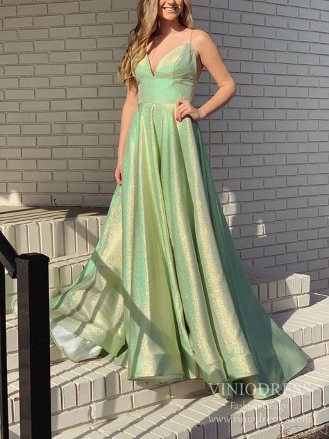 Pastel Green Dress Outfit, Green Dress Outfit Wedding, Light Green Prom Dress, Sage Green Prom Dress, Pastel Green Dress, Dark Green Prom Dresses, Prom Styles, Green Dress Outfit, Sparkly Fabric