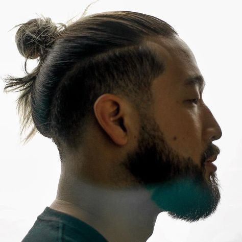 Man Bun Undercut, Asian Hairstyle, Mask Illustration, Man Bun Hairstyles, Undercut Long Hair, Undercut Men, Hair Man, Asian Men Hairstyle, Mens Hairstyles Thick Hair