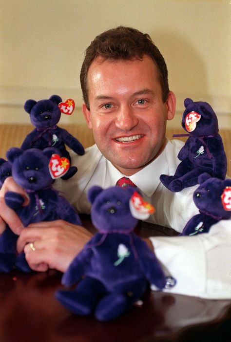 Sell Beanie Babies, Beanie Babies Worth Money, Most Expensive Beanie Babies, Beanie Babies Worth, Beanie Babies Value, Beanie Baby Prices, Beanie Baby Collectors, Valuable Beanie Babies, Princess Diana Beanie Baby