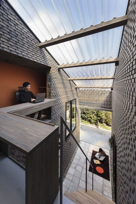 Sendai Mediatheque, Bath House Ideas, Transparent Roof, Bohlin Cywinski Jackson, Sendai Japan, Open Architecture, Roof Architecture, Minimal House Design, Modern Farmhouse Exterior