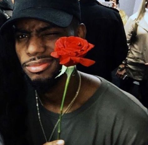 Bryson Tiller Quotes, Bryson Tiller Wallpaper, Rnb Aesthetic, Fashion Collection Inspiration, Celebrity Selfies, Underground Rappers, Episode Interactive Backgrounds, Bryson Tiller, Story Ideas Pictures