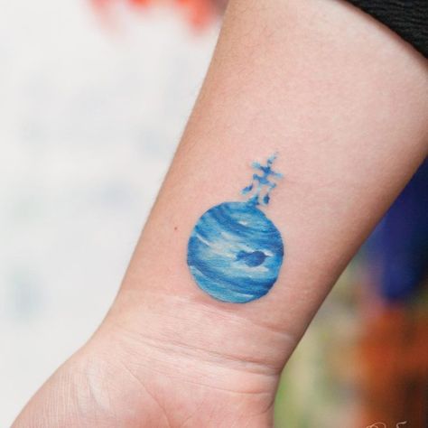 Tattoos On Black People, Neptune Tattoo, Black People Tattoos, Pisces Constellation Tattoo, Planet Tattoo, Planet Neptune, Pisces Tattoo Designs, Neptune Planet, Solar System Tattoo