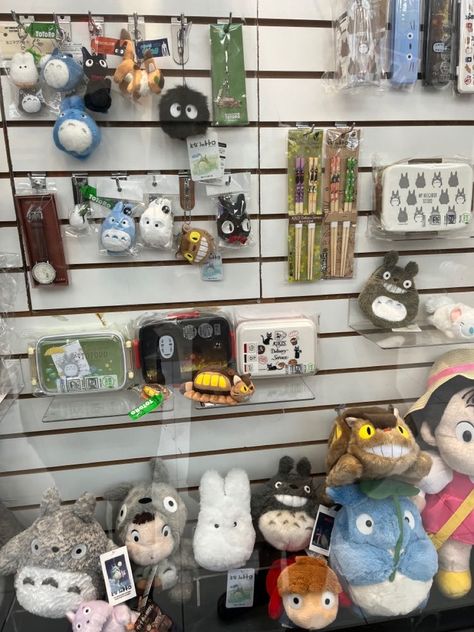 Studio Ghibli Merch Aesthetic, Studio Ghibli Stuff To Buy, Studio Ghibli Merchandise, Studio Ghibli Accessories, Studio Ghibli Things, Studio Ghibli Ideas, Studio Ghibli Themed Room, Studio Ghibli Core, Studio Ghibli Stuff