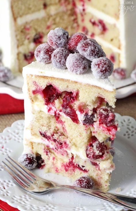 This Sparkling Cranberry White Chocolate Cake recipe is a new Christmas fav! The cake is incredibly moist & flavorful with colorful sparkling cranberries. Cranberry Cake Recipe, Easy Christmas Cake Recipe, Cranberry Christmas Cake, Cranberry White Chocolate, A Slice Of Cake, Christmas Cakes Easy, Moist Vanilla Cake, Cranberry Cake, White Chocolate Cake