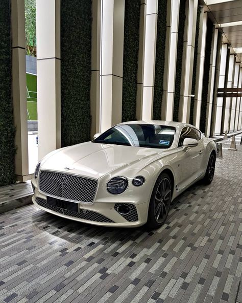 Milky White Chocolate Bar Do you want some🍦? Follow For More Epic Post __________ #continentalgt #bentleycontinentalgt #bentley… White Bentley Aesthetic, Beige Bentley, Prom Rental Cars, Car Bentley, Cream Bentley, Bently White Car, White Bentley, Bentley Continental Gt White, Bentley Car Aesthetic