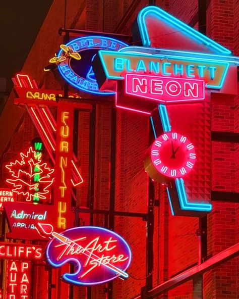 Neon Sign Color Palette, Vegas Color Palette, American Neon, Retro Signage, Vegas Lights, Retro Signs, Neon Museum, Las Vegas Vacation, Neon Moon