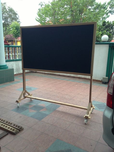 Rolling Whiteboard, Whiteboard Stand, Chalkboard Stand, Science Room, Hostel Room, Vintage Chalkboard, Craft Booth Displays, Board Stand, 광고 디자인