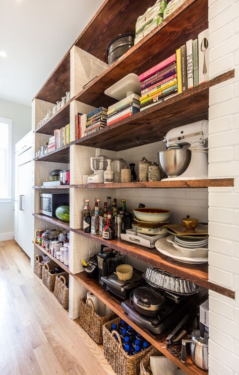 Kitchens Open Shelving, Barndo Kitchen, Cottage Kitchen Shelves, Unfitted Kitchen, Bungalow Kitchen, Kitchen Tour, Welcome To My House, Washington Park, Antique Kitchen