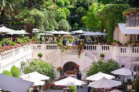 Hotel for Wedding Rome - 102 |by wedding-in-rome Hotel In Rome, Le Vatican, Rome Wedding, Piazza Del Popolo, Rome City, Classic Italian Dishes, Piazza Navona, Trevi Fountain, Wedding Aesthetic