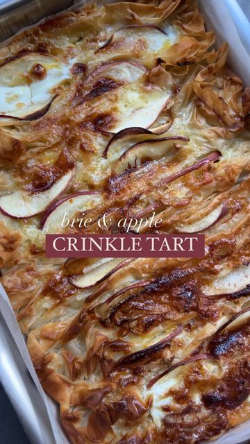 Pear Brie Phyllo, Phyllo Dough Recipes With Apples, Brie And Apple Crinkle Tart, Phyllo Dough Recipes Dessert, Phyllo Crinkle, Friendsgiving Appetizers, Phyllo Dough Recipes, Phyllo Recipes, Sliced Apple