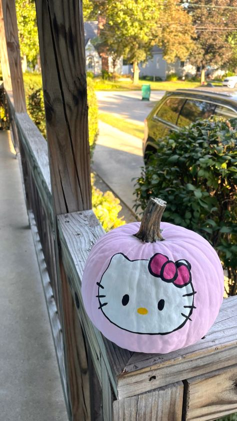 Pink pumpkin painting hello kitty halloween craft Cut Pumpkin Painting Ideas, Pink Pumpkin Ideas Painting, Angel Pumpkin Painting, Pumpkin Painting Ideas Disney Princess, Cute Paintings On Pumpkins Easy, Hello Kitty Painting Pumpkin, Miniature Pumpkin Painting Ideas, Pumpkin Painting Hello Kitty, Pumpkin Painting Ideas Hello Kitty