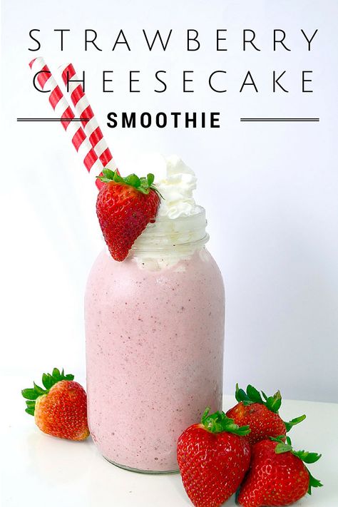 Strawberry Cheesecake Yogurt, Healthy Smoothie Breakfast, Strawberry Cheesecake Smoothie, Cheesecake Yogurt, Homemade Smoothies Recipes, Yogurt Shake, Cheesecake Smoothie, Smoothie Recipes Strawberry, Homemade Smoothies