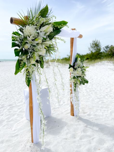 Round Beach Wedding Arch, Tropical Wedding Ceremony Arches, Tropical Wedding Arbor, Beach Wedding Flower Arrangements, Beach Tropical Wedding, Beach Ceremony Arch, Tropical Wedding Theme Elegant, Beach Wedding Florals, Tropical Wedding Arch