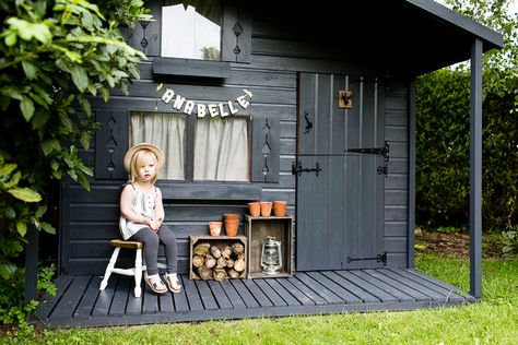 Children's Wendy House | http://rockmystyle.co.uk/laurens-garden-shed-makeover/ Garden Wendy House, Outdoor Wendy House Ideas, Painted Wendy House, Wendy House Paint Ideas, Garden Shed Colours, Cuprinol Urban Slate, Wendy House Ideas, Painted Garden Sheds, Kids Cubby Houses