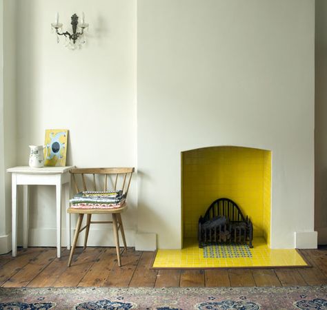 yellow tiled fireplace - lovely soft wall colour too Apartment Fireplace, Empty Fireplace Ideas, Apartment Apothecary, Fireplace Apartment, Unused Fireplace, Design Camino, Minimalist Fireplace, Yellow Tile, Fireplace Hearth