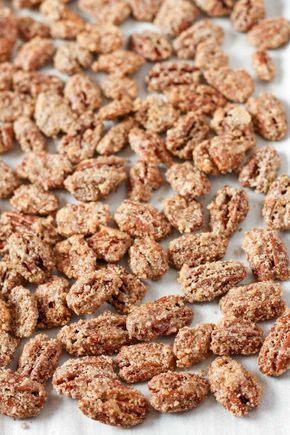 Candied Pecans Recipe, Sugared Pecans, Nut Recipes, Pecan Recipes, Candied Nuts, Candied Pecans, Ww Recipes, Weight Watchers Recipes, Christmas Goodies