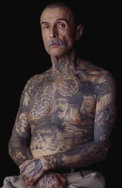 So baller. | 24 Tattooed Seniors Answer The Question: "What Will It Look Like In 40 Years?" Old School Ink, Tattoo People, Old Tattoos, Body Modification, Badass Tattoos, Time Tattoos, Alphonse Mucha, Vintage Tattoo, Body Modifications