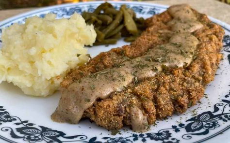 Amazing Country Fried Venison: A Gourmet Delight From The Wild » Kowalski Mountain Fried Venison Backstrap, Fried Venison, Deer Steak, Venison Tenderloin, Venison Backstrap, Venison Burgers, Deer Recipes, Venison Steak, Country Fried Steak