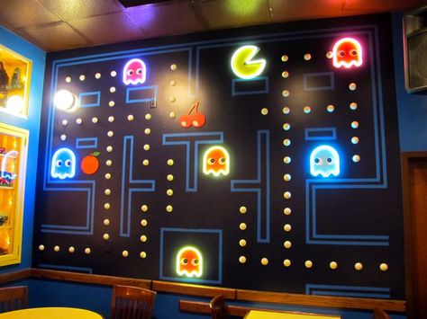 Video Game Themed Bedroom, Gaming Themed Bedroom, Room Wall Art Ideas, Wall Decor Game Room, Geek Room, Gaming Bedroom, Gamer Bedroom, Arcade Room, Game Room Wall Art