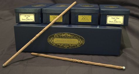 The Lee Ride: Ollivander Wand Boxes Olivanders Wand Box Printable, Harry Potter Diy Wands, Diy Harry Potter Wands, Hogwarts Party, Harry Potter Bday, Bar Mitzva, About Harry Potter, Potter Aesthetic, Expecto Patronum