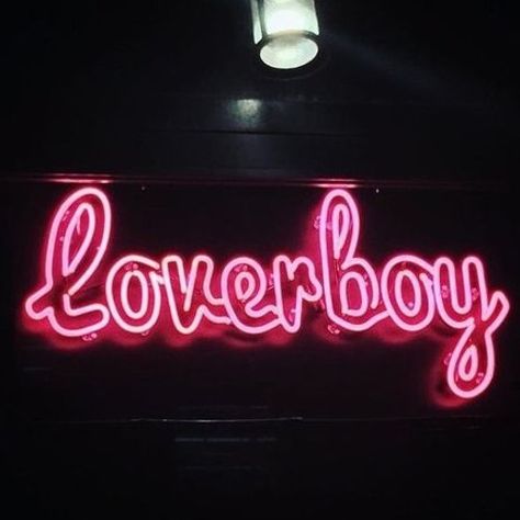 Phum Viphurt - Lover Boy (acoustic) by K Lundy Neon Sign Tumblr, Neon Quotes, Neon Aesthetic, Dirty Dancing, Neon Art, Lighted Signs, About Love, Neon Lighting, Pink Aesthetic