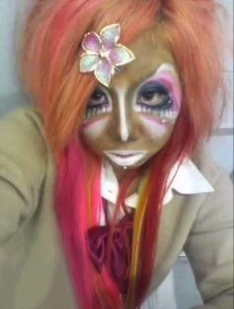 Gyaru Mamba, Ganguro Girl, Gyaru Aesthetic, Gyaru Makeup, Hime Gyaru, Gyaru Fashion, Bold Makeup, Beauty Standards, J Fashion