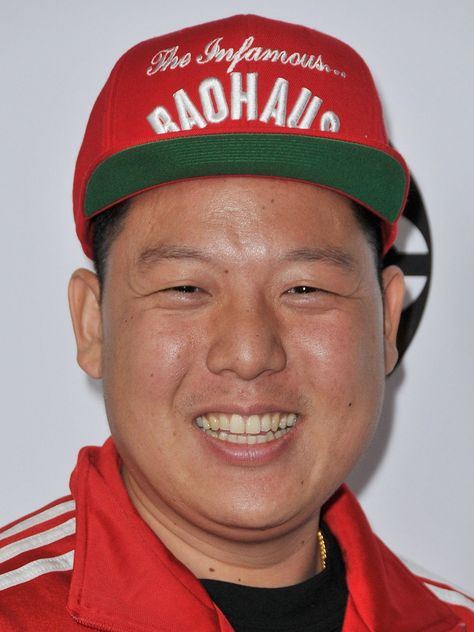 Edwyn Charles "Eddie" Huang is an American chef, restaurateur, author, food personality, producer and attorney. #Chineseamerican Eddie Huang, Fresh Off The Boat, Complex Magazine, Magazine Titles, Iron Chef, Downtown New York, Star Wars Jedi, New York Post, Modern Warfare