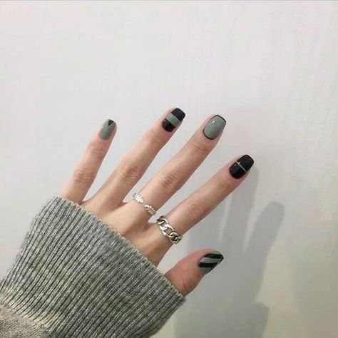 Nails Bridal, Manicure Gel, Black Nail Art, Nagel Tips, Matte Nails Design, Fake Nails With Glue, Winter Nail Designs, Simple Nail Designs, Luxury Nails