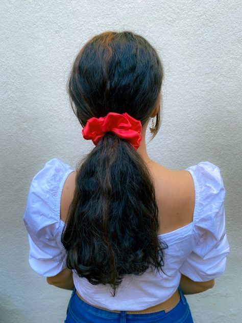 Red Scrunchie, Scrunchie Hairstyles, Scrunchies, Lookbook, Hairstyles, Hair Styles, Hair, Red