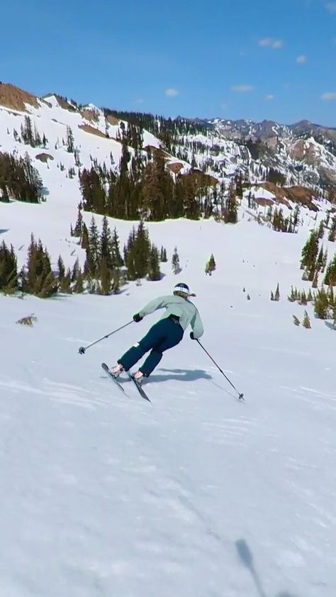 Breckenridge Colorado Skiing, Ski Video, Ski Vibes, Skiing Video, Skiing Locations, Downhill Skis, Types Of Skiing, Ski Pictures, Skiing Aesthetic