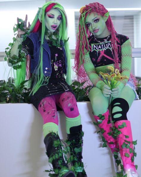 Venus Mcflytrap Cosplay, Abby Abominable, Monster High Outfits, Monster Cosplay, Calling All The Monsters, Unique Cosplay, Boo York, Monster High Cosplay, Venus Mcflytrap